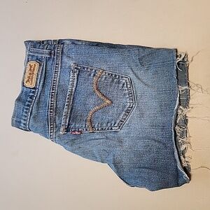 Cut-Off Levi's 515's